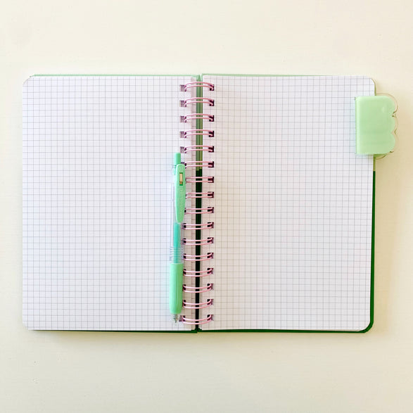 Multi-Paper Notebook: Green Color Block