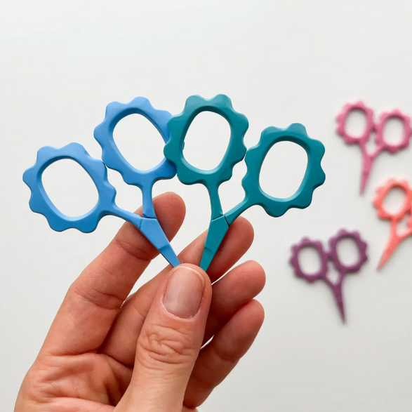 Small Lake Blue Embroidery Snips